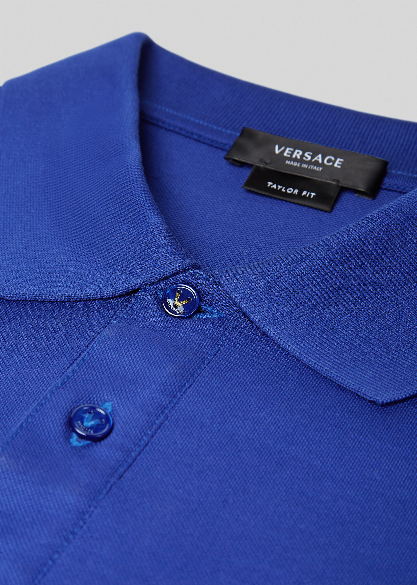 90_A87427-A237141_A2933_15_MedusaPoloShirt-T-shirts-versace-online-store_0_0